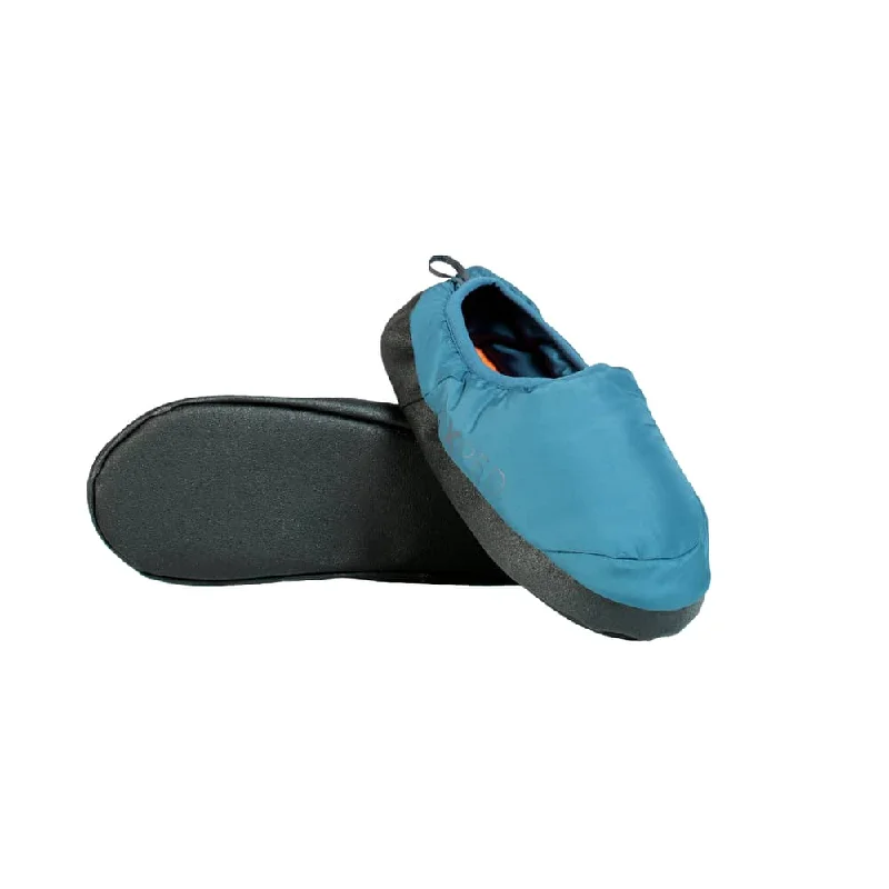 Sustainable Fashion Extravaganza Camp Slipper Size Small