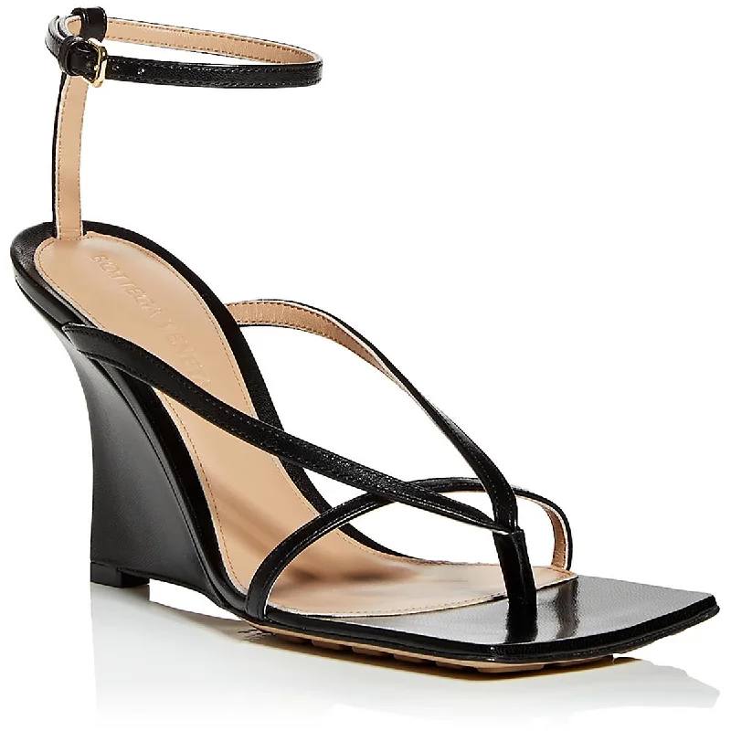 Hot Styles Womens Metallic Ankle Strap Heels